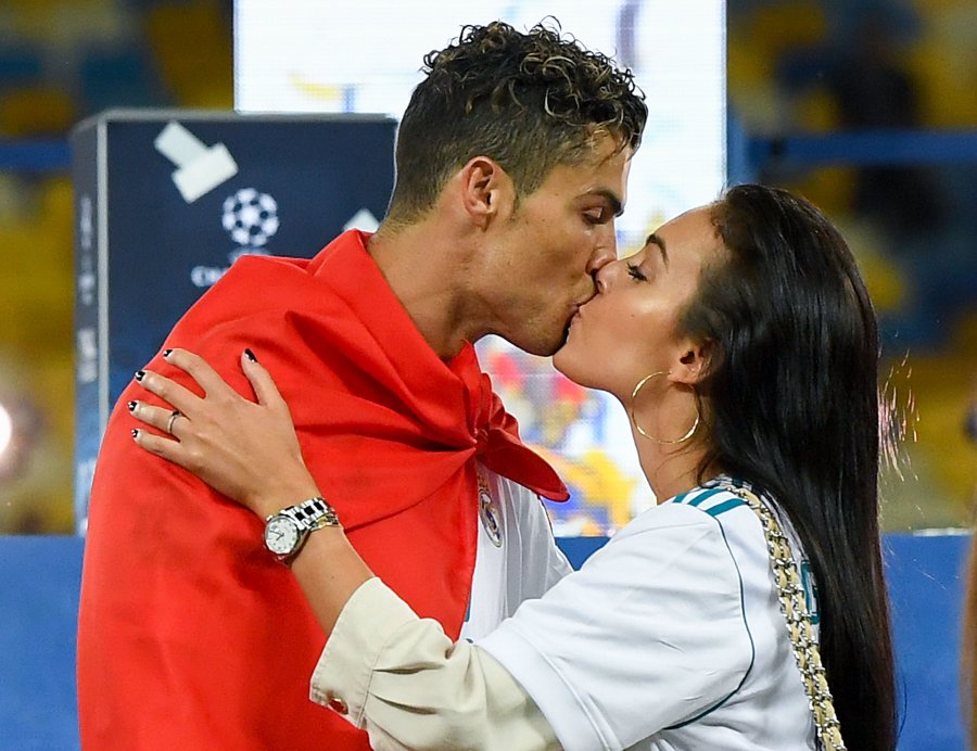 Cristiano Ronaldo flet për cilësitë e Georginës: Ajo kujdeset për gjithçka, burrat nuk mund ta bëjnë këtë