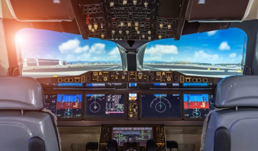 Inteligjenca Artificiale përfshihet edhe në fluturime, linja ajrore po e përdor për të parashikuar turbulencat