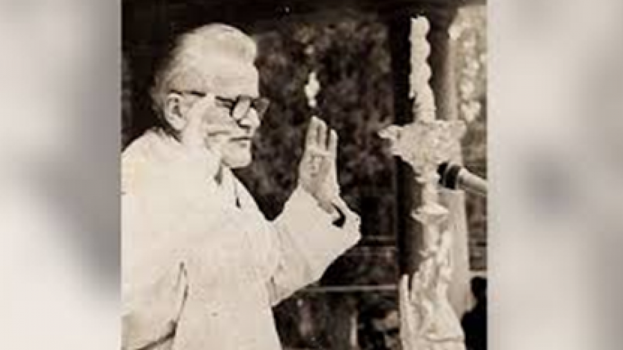 11 Nëndori 1990 dita që ju kthej shqiptarëve besimin në zot!