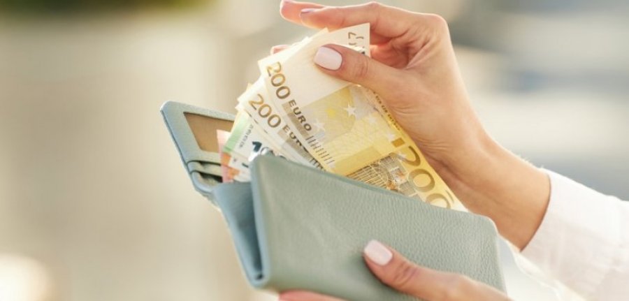 Këto janë katër shenjat e horoskopit që pritet të kenë fat dhe mbarësi! Takime romantike dhe rritje financiare