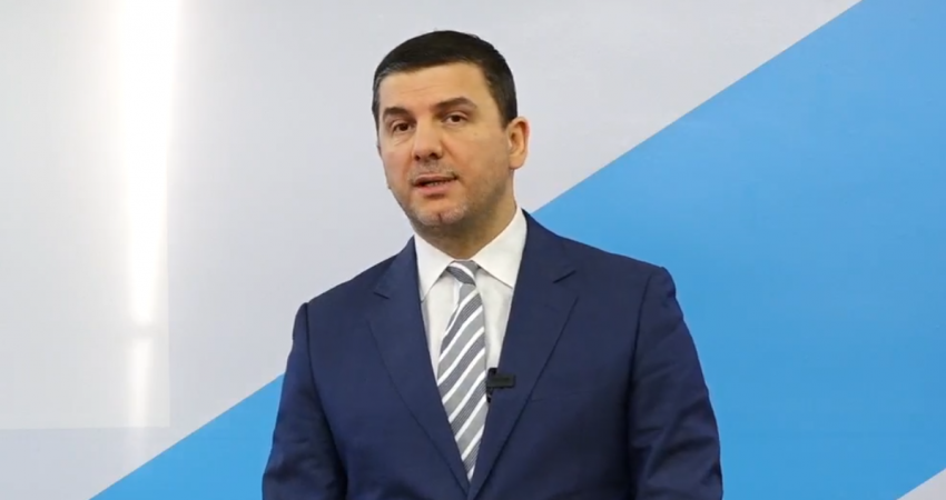 Dorëheqja e Memli Krasniqit, të hënën Konventa për zgjedhjen e Kryetarit të ri të PDK’së