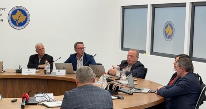 Krasniqi i VV-së në KQZ: Të bëhet publike, fletëvotime të shtypura gabim ka në të gjitha komunat ku ka pasur balotazh