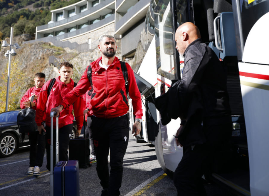 VIDEO/ Momenti kur kuqezinjtë mbërrijnë në Andorra