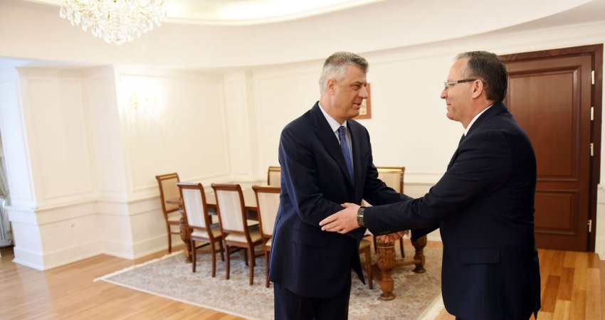 Djali i Thaçit për Hamzën: Lider me përvojë, vizion dhe integritet