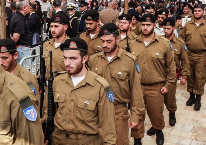 Izraeli përdori palestinezët për të eksploruar tunelet e minuara në Gaza?