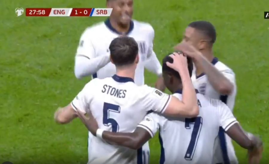 VIDEO/ Gol në Wembley, festë kuqezi, Saka ndëshkon Serbinë
