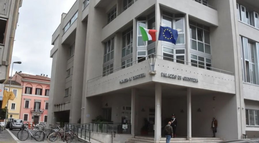 Trafikonte kokainë, dënohet shqiptari në Itali! Drogën e fshihte nën dyshek dhe vazo orizi...