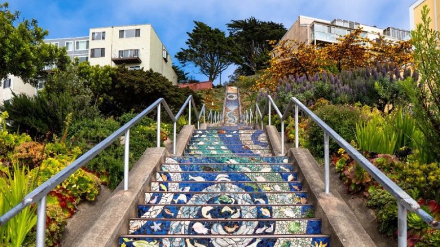 Ngjitja e shkallëve të pafundme të San Franciskos është e mundimshme - por ia vlen