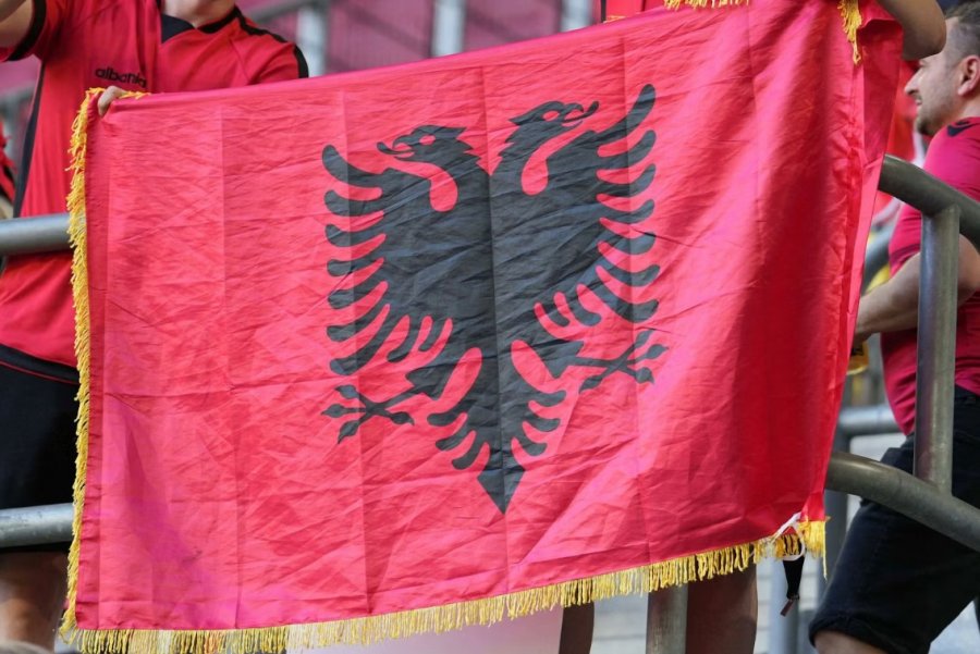 Drejtori i policisë së Mynihut: Ja pse i monitorojmë me kujdes të gjitha ndeshjet e Shqipërisë