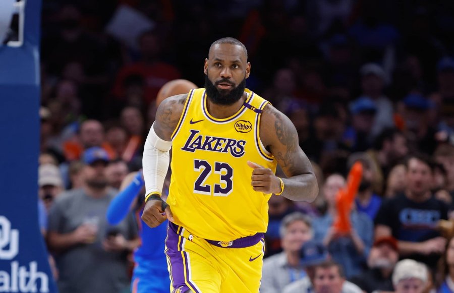 LeBron James i gatshëm për rikthimin historik në NBA: Mushkëritë e miajanë si të një të sapolinduri