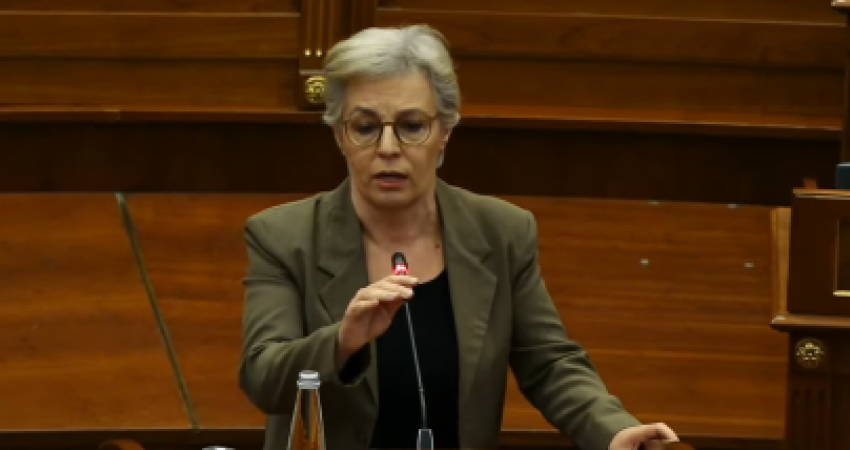 Gërvalla nga Kuvendi iu drejtohet deputetëve të LDK-së: Mos u bëni bashkë me ata që bllokojnë shtetin, ju keni traditë insitucionaliste