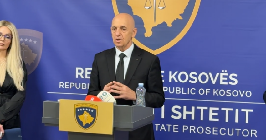 Besim Kelmendi sqaron punën e tij në Gjykatën e Qarkut në Prishtinë gjatë kohës kur ndodhi Masakra e Reçakut