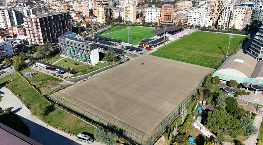 Një tjetër fushë futbolli po i shtohet Tiranës, punimet në Shtëpinë e Futbollit hyjnë në fazën finale