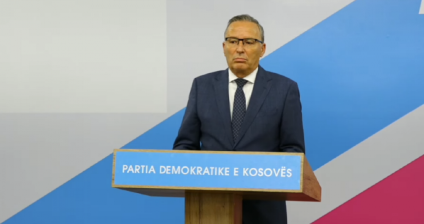 Bedri Hamza: S’ka vendim brenda PDK’së për përjashtim të Ramiz Lladrovcit, jam i bindur që do të vazhdojmë bashkë