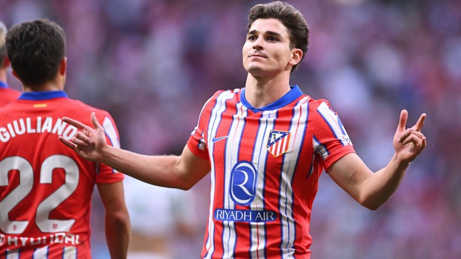Laporta, ‘i dashuruar’ me Julian Alvarez-in, e sheh si pasuesin e Lewandowski-t