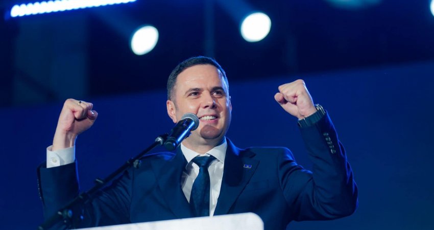 “Jam gati” – Abdixhiku i lumtur pasi u nominua për kryeministër, falënderon kolegët