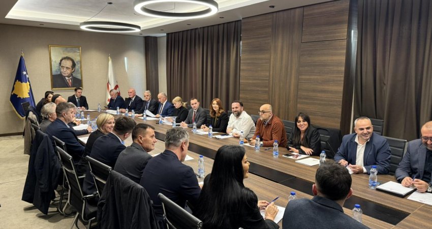 Mblidhet kryesia e LDK-së, pritet të caktohet kandidati për kryeministër