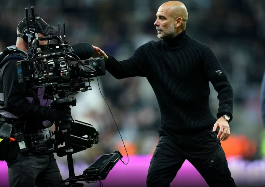 Guardiola kërkon falje për debatin me kameramanin: Kur e pashë përsëri, u ndjeva në siklet