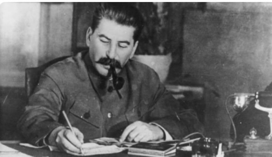Ç'mendonte Stalini për shqiptarët? Ky është dialogu i tij me Kardelin!