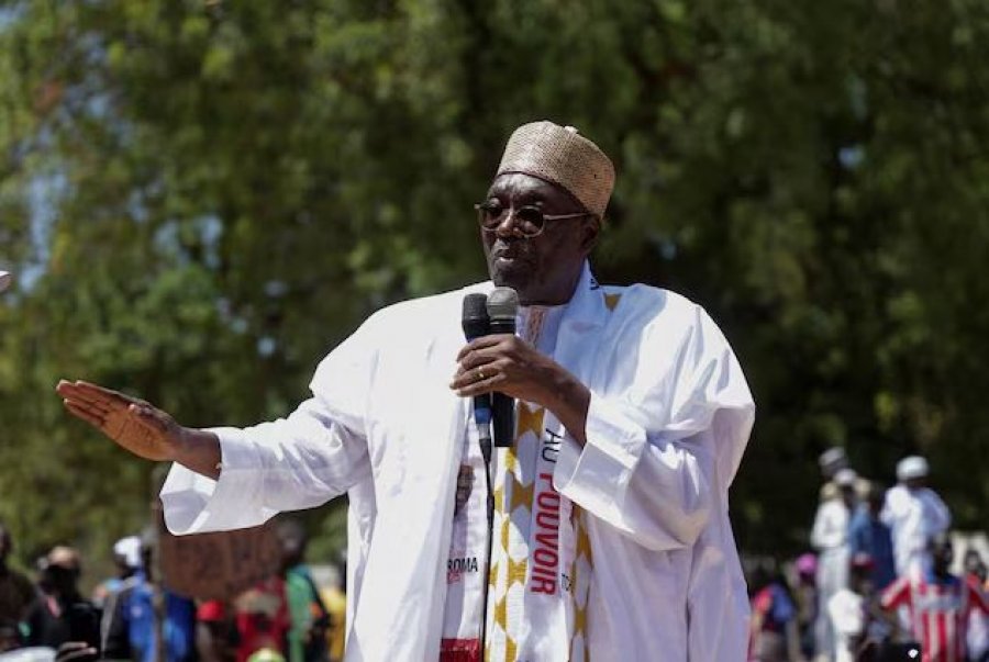 Gambia strehon liderin e opozitës së Kamerunit: Po e mbrojmë për arsye humanitare!
