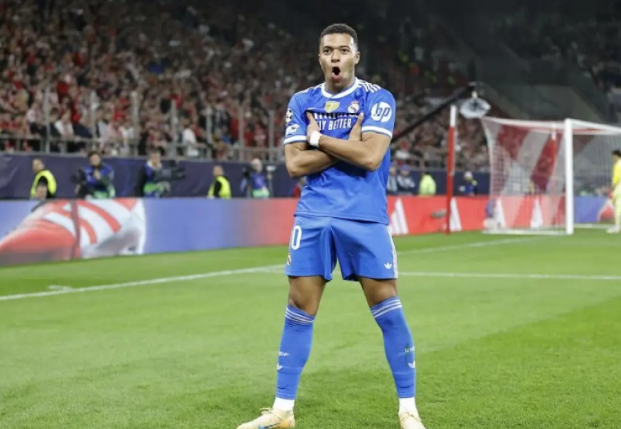 VIDEO/ Kylian Mbappe në histori, Reali fiton 3-4 ndaj Olympiacos-it me gola të francezit