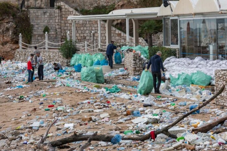 Shqipëria e inceneratorëve të Ramës përmbyt Kroacinë me plehra