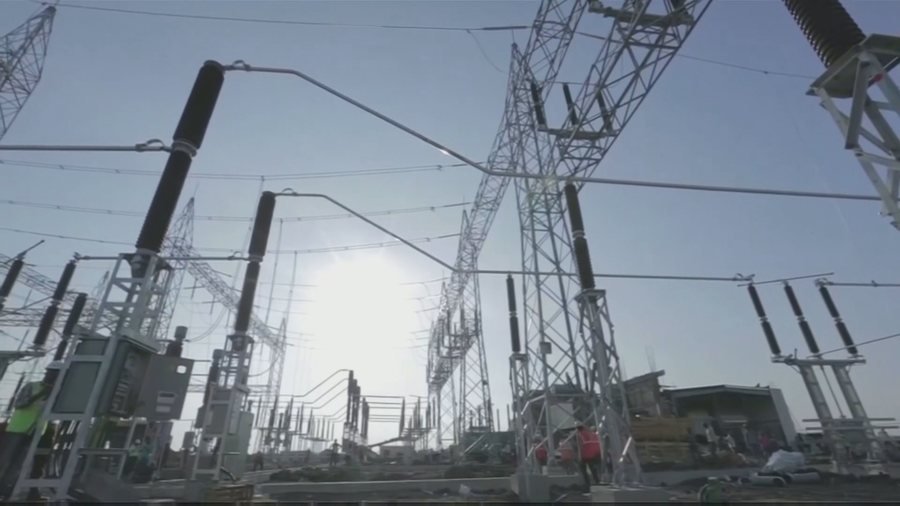 Digjen fiderat e Nënstacionit në Farkë, mbeten pa energji disa zona të Tiranës