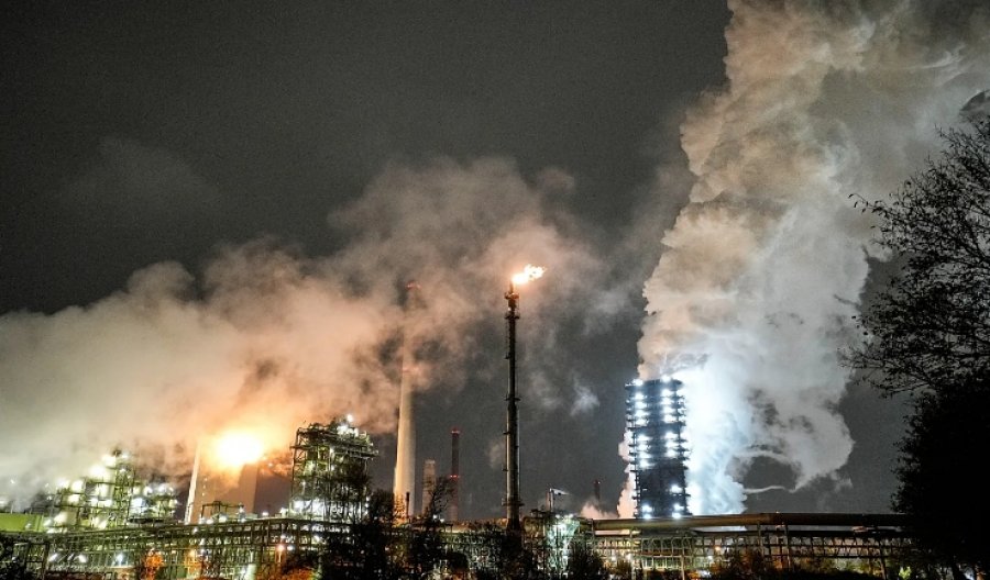 Të bëhesh ekologjik: A do t'i prishë kostot e larta të energjisë objektivat klimatike të Evropës?