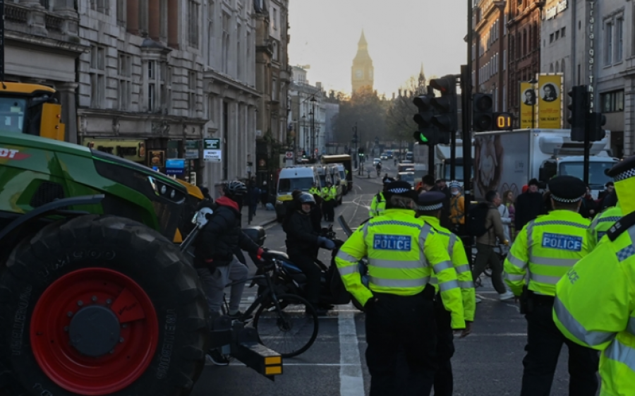Britani e Madhe, fermerët mblidhen për të protestuar kundër taksës së trashëgimisë