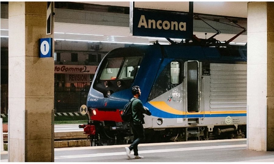 Italia përballet me ndërprerje të udhëtimeve, ndërsa sindikatat bëjnë thirrje për greva mbarëkombëtare në nëntor dhe dhjetor