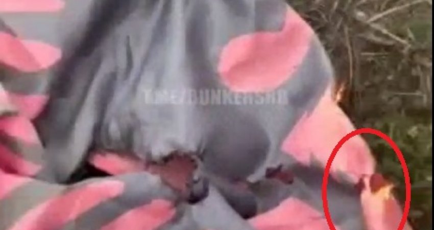 Faqja nacionaliste serbe publikon pamje nga djegia e flamurit kombëtar në Mitrovicë