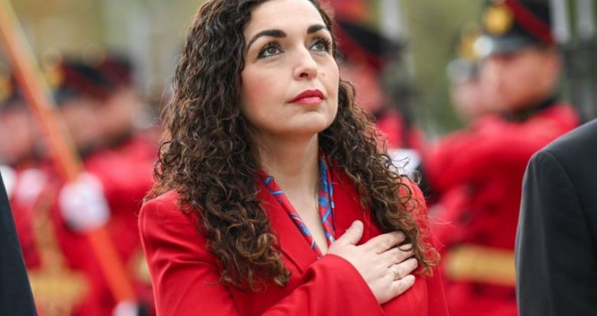 Osmani nga Vlora: Rroftë kombi shqiptar, rroftë flamuri kuqezi