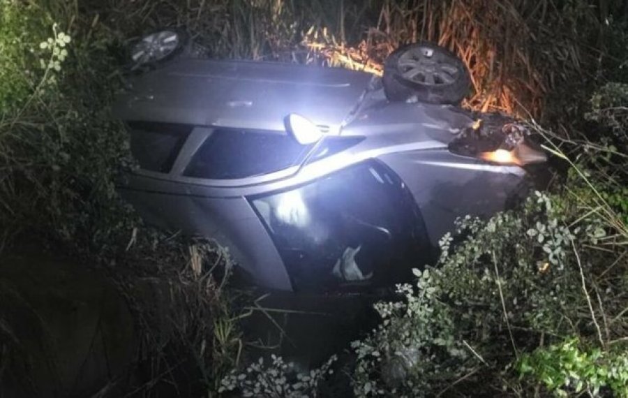 Kamioni përplaset me një makinë në autostradën Tiranë-Durrës, dy të plagosur