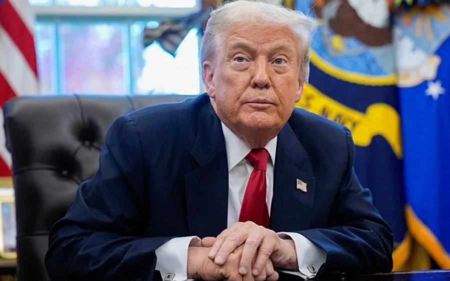Administrata Trump njofton rishikim të 'green card'-ave për qytetarët nga 19 vende 