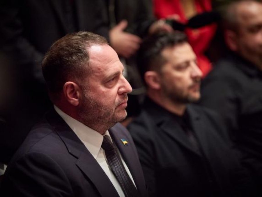 Skandali i korrupsionit: Kush është Andriy Yermak, shoku që e mbante Zelensky-n nën 'hipnozë'
