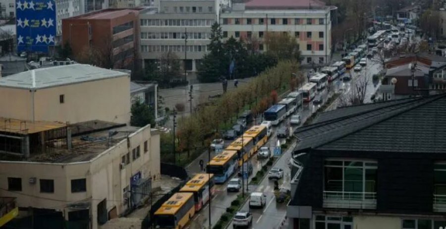 Kosovë/ Tre palë zgjedhje brenda vitit, mosmiratimi i buxhetit rrezikon mirëqenien sociale