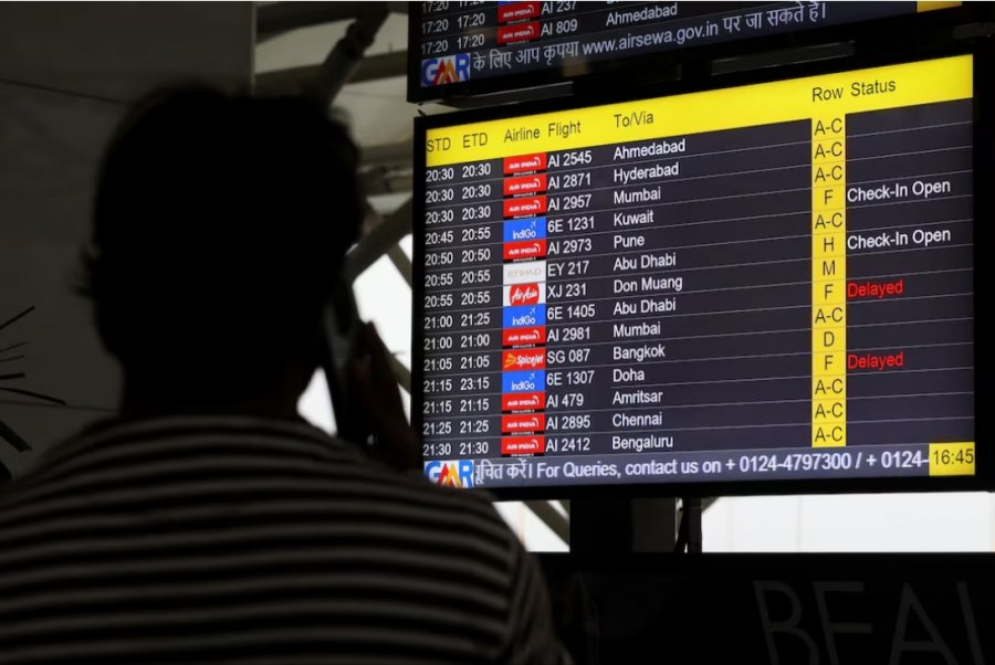 Linjat ajrore globale nxitojnë për të riparuar avionët, ndërsa Airbus kërkon falje pas tërheqjes së A320