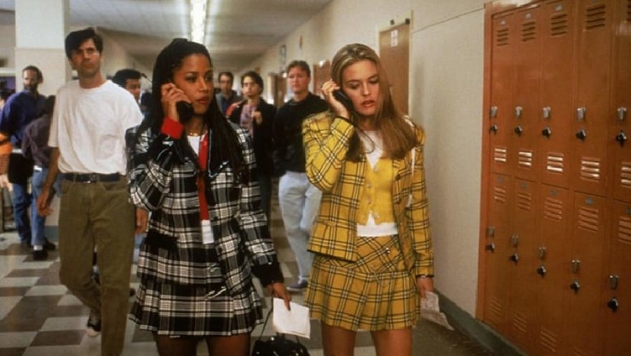 Rikthimi i modës vintage: Pse të rinjtë po zgjedhin vitet ’90?