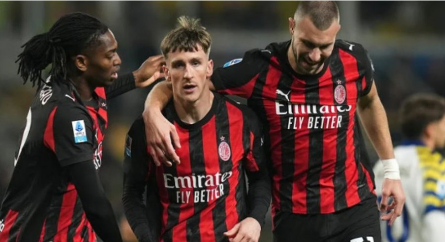 Milan bën ‘djallin’/ Leao e nxjerr në vend të parë në Serinë A me golin e fitores