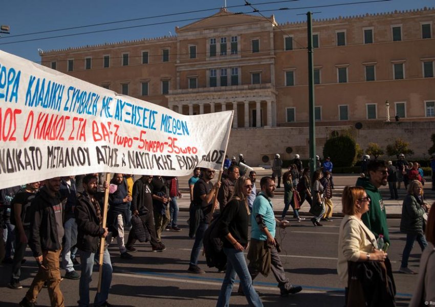 Greqi: Grevë e përgjithshme kundër orëve shtesë të punës