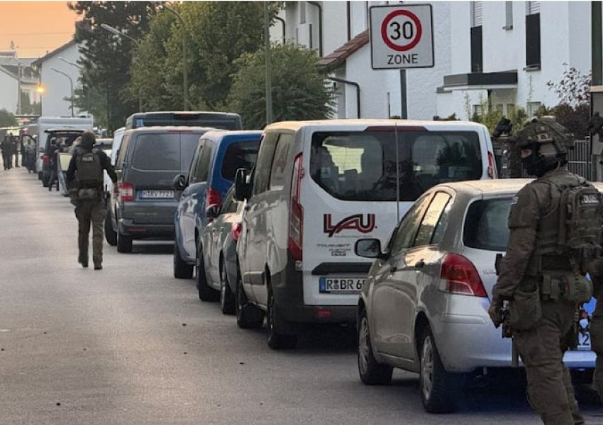 Shpërthim i fuqishëm dhe të shtëna me armë zjarri në Gjermani, raportohet për një të vdekur, autori vendosi eksploziv në banesën e prindërve dhe…