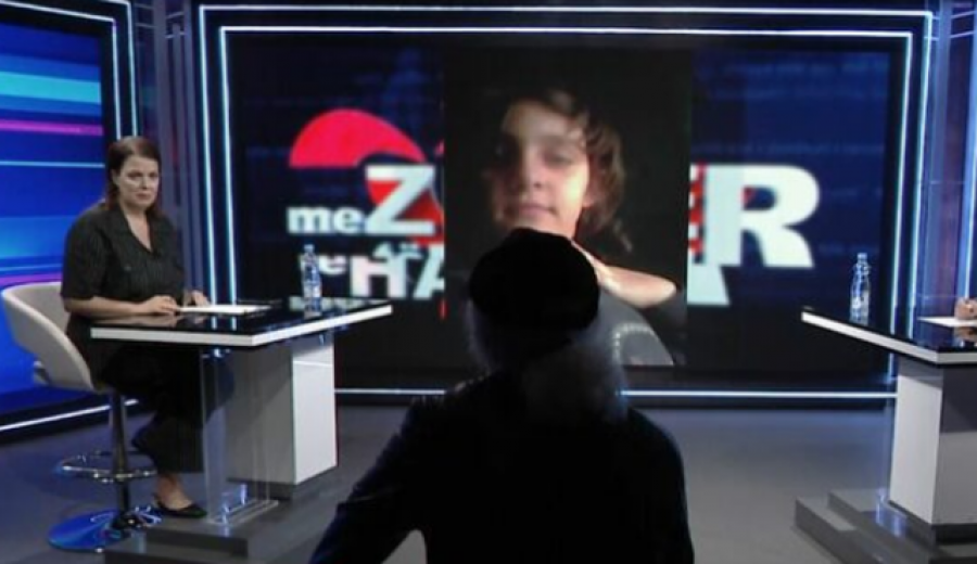 Një muaj pa gjurmë/ Babai i 15-vjeçares: Shoqja e mori në qafë, policia po fsheh të vërtetën