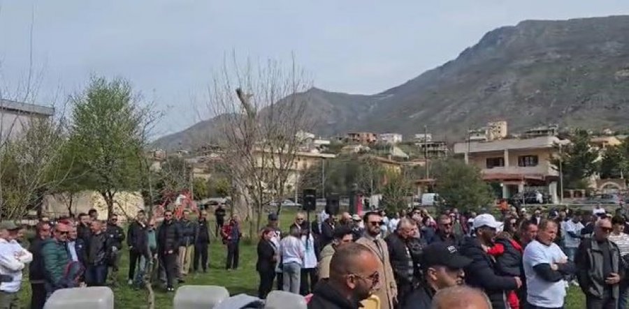 ‘Po na shpopullojnë’/ Banorët e krahinës Dukat-Tragjas-Radhimë-Orikum, kërkesë ndërkombëtarëve: Ndaleni këtë krim!