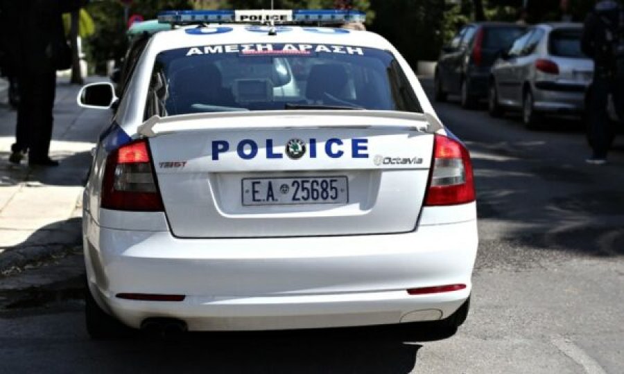 EMRI/ I dënuar me burg për trafik droge para 17 vitesh, kapet në Aeroportin e Athinës shqiptari