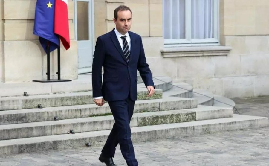 Francë: Kryeministri Sébastien Lecornu i ka paraqitur dorëheqjen e tij Emmanuel Macron, i cili e ka pranuar atë.