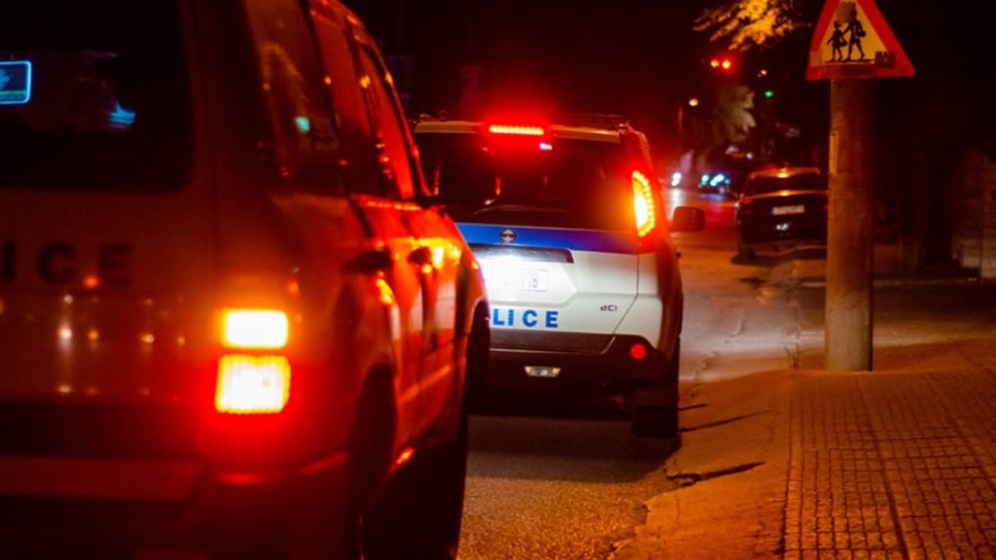 Përplasi për vdekje një 44-vjeçar dhe u largua nga aksidenti, arrestohet shqiptari në Greqi