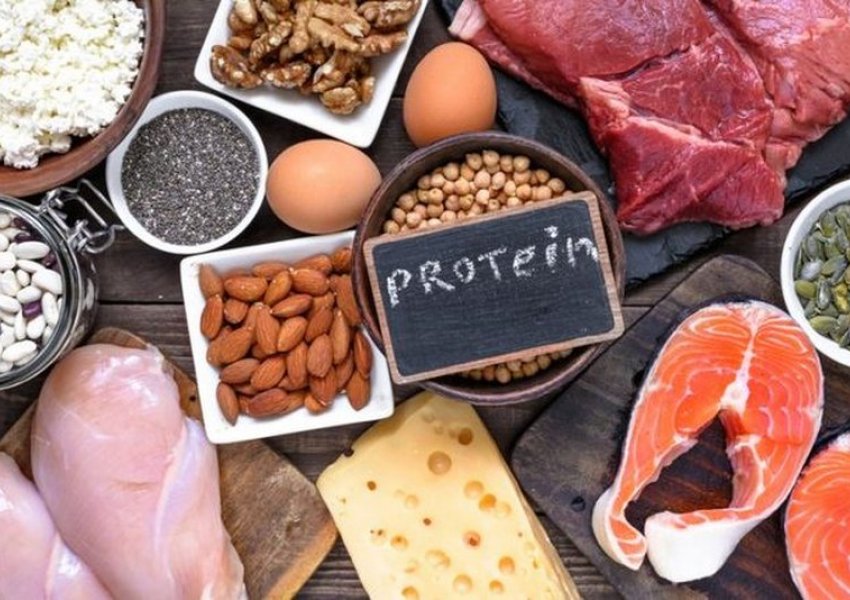 Nga rënia e flokëve tek probleme me kockat, ja çfarë mund t'ju shkaktojë mungesa e proteinave në trup