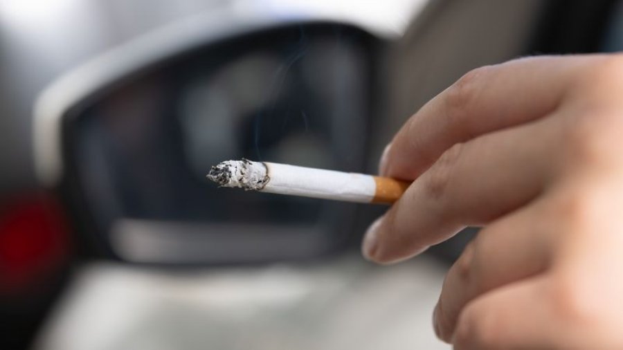 OBSH: 1 në 5 të rritur janë ende të varur nga duhani, kryeson Evropa
