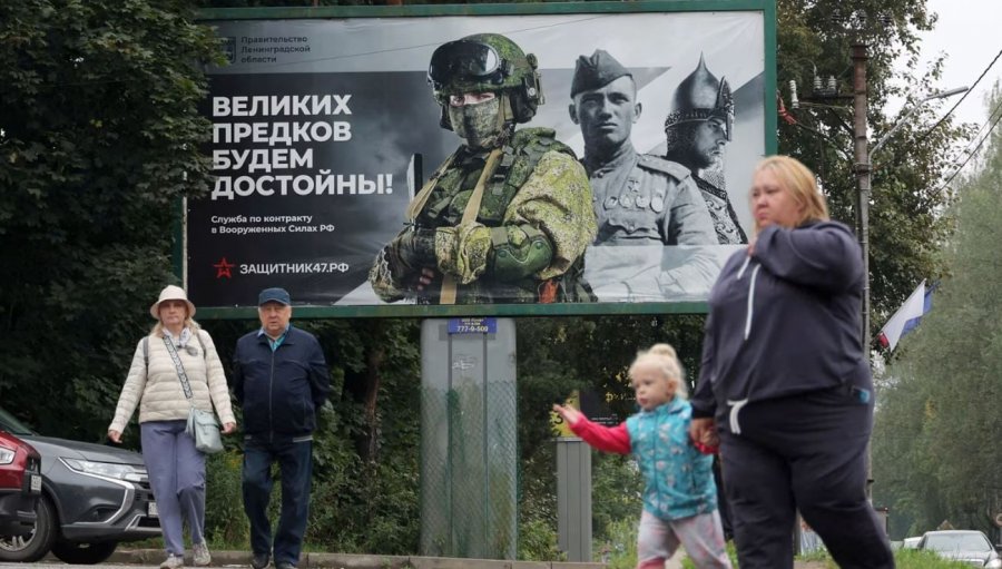 Rusia rrit bonuset e regjistrimit ushtarak për të joshur më shumë rekrutë për të luftuar në Ukrainë