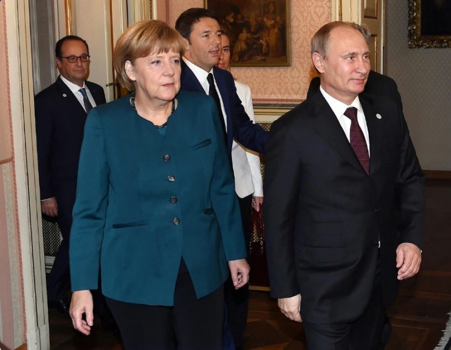 Merkel akuzon Poloninë dhe vendet baltike për bllokimin e bisedimeve BE-Rusi para luftës në Ukrainë